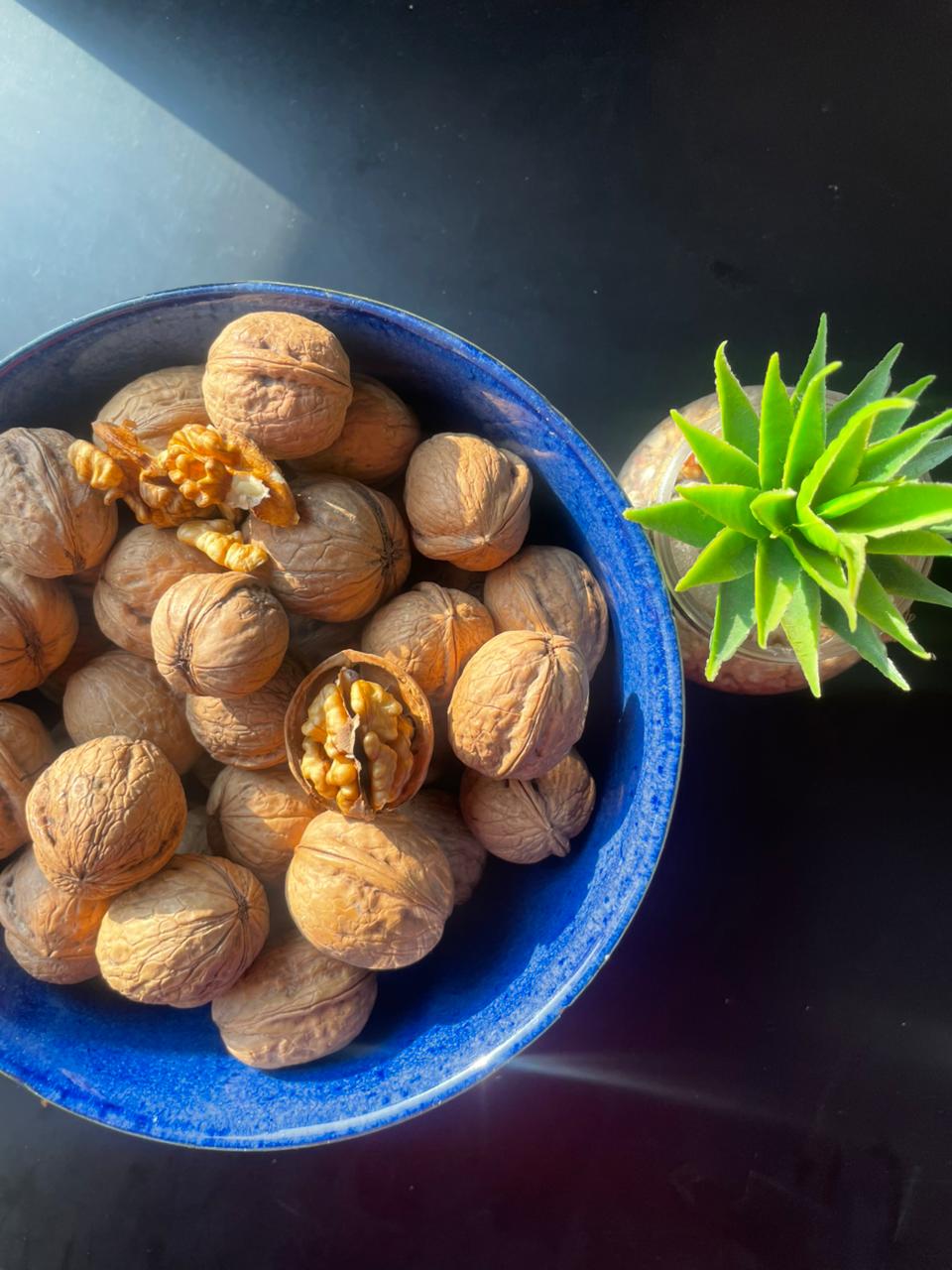 Whole Kashmiri Walnuts(Akhrot Saboot)
